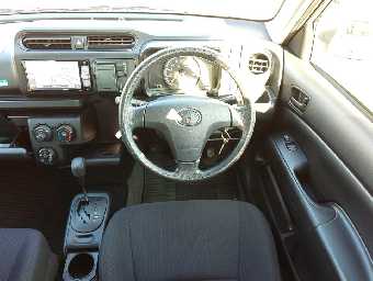 TOYOTA SUCCEED 2017 Image 8