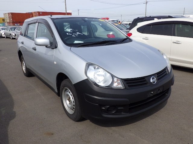 NISSAN A.D S/V 2016 Image 28