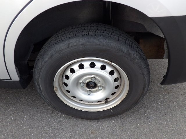 NISSAN A.D S/V 2016 Image 34