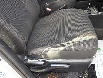 TOYOTA VITZ 2016 Image 8