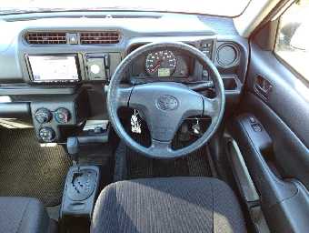 TOYOTA PROBOX 2017 Image 8