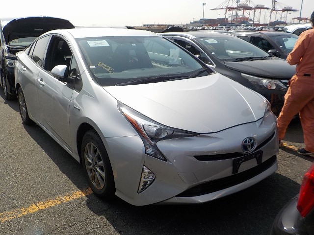 TOYOTA PRIUS 2017 Image 20