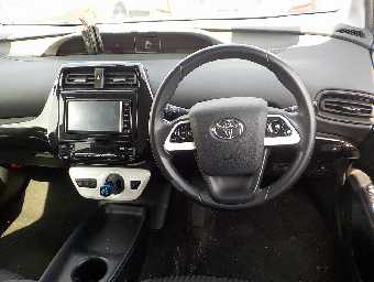 TOYOTA PRIUS 2017 Image 7