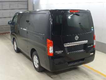 NISSAN NV350 CARAVAN 2014 Image 2