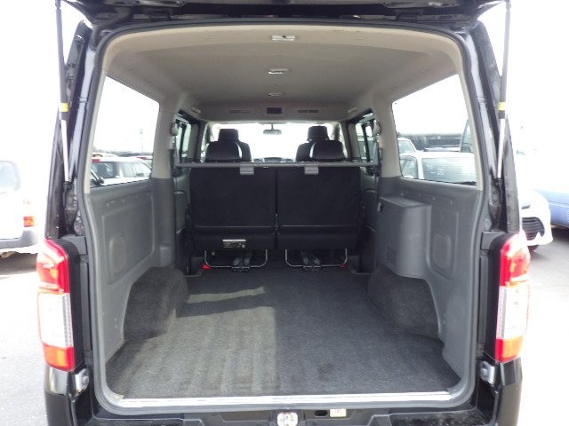 NISSAN NV350 CARAVAN 2014 Image 19
