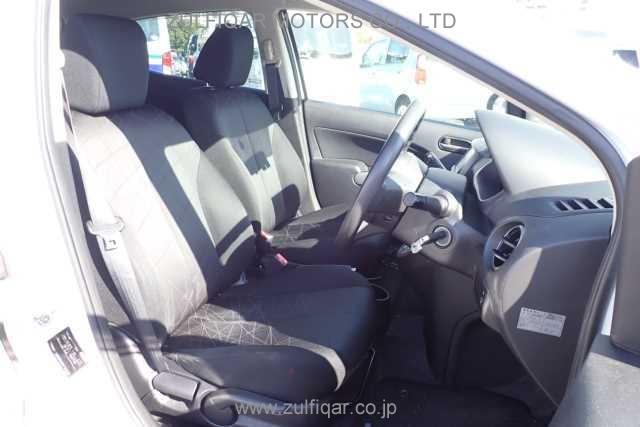 MAZDA DEMIO 2014 Image 6