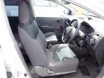 NISSAN A.D S/V 2016 Image 4