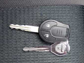 NISSAN A.D S/V 2016 Image 7