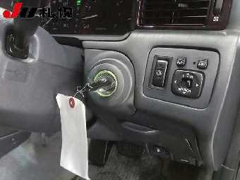 TOYOTA CROWN 1997 Image 4