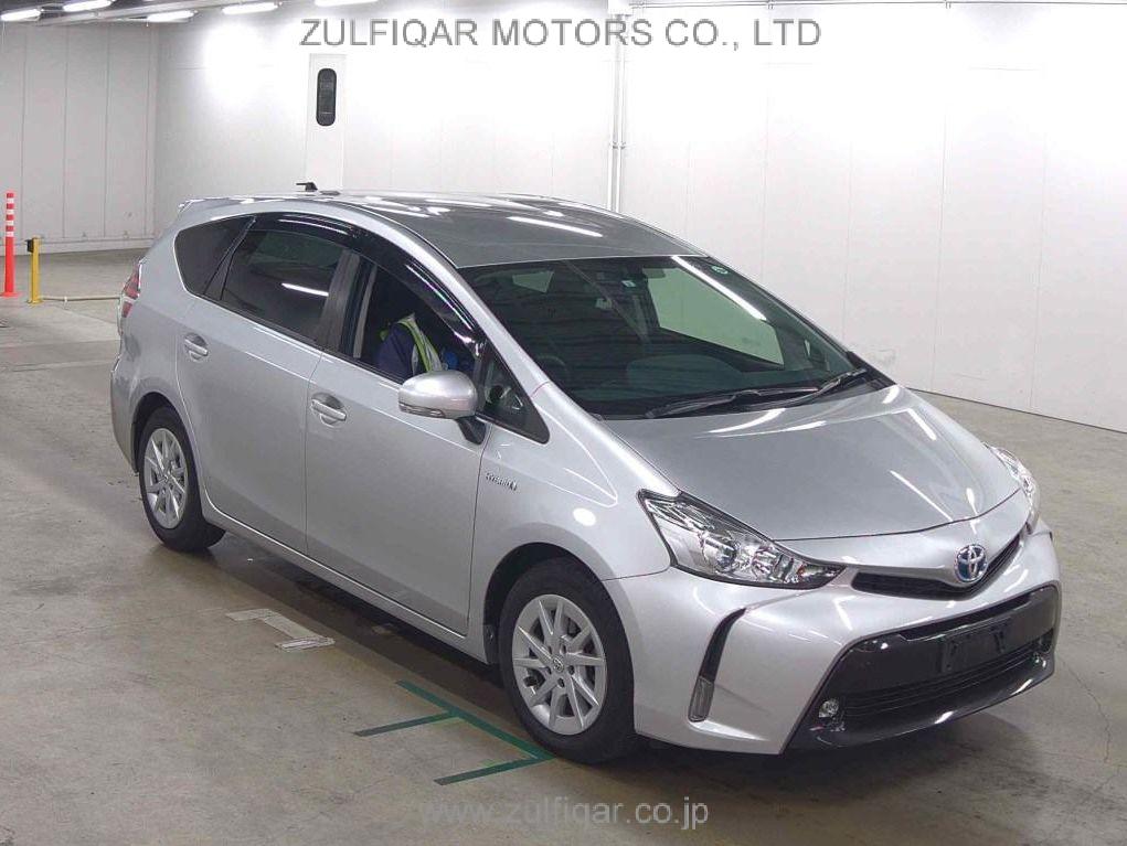 TOYOTA PRIUS ALPHA 2015 Image 1