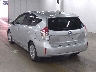 TOYOTA PRIUS ALPHA 2015 Image 2