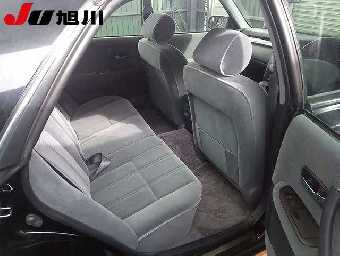 TOYOTA CROWN 1997 Image 4