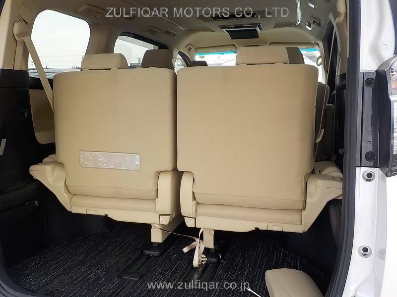 TOYOTA VELLFIRE 2017 Image 20