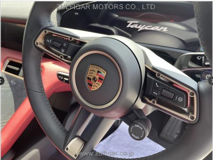 PORSCHE TAYCAN 2021 Image 22