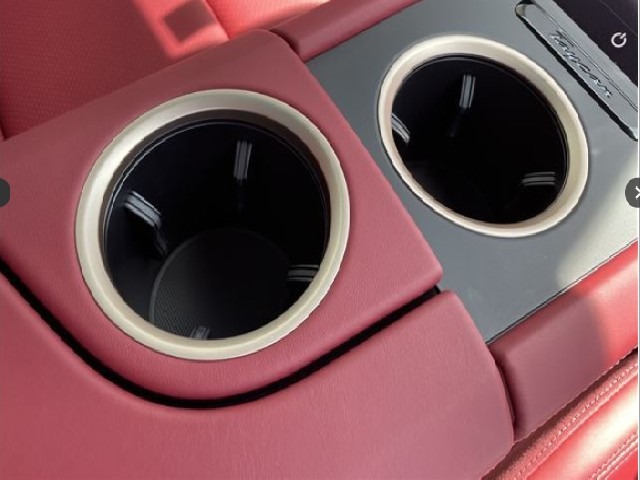 PORSCHE TAYCAN 2021 Image 29