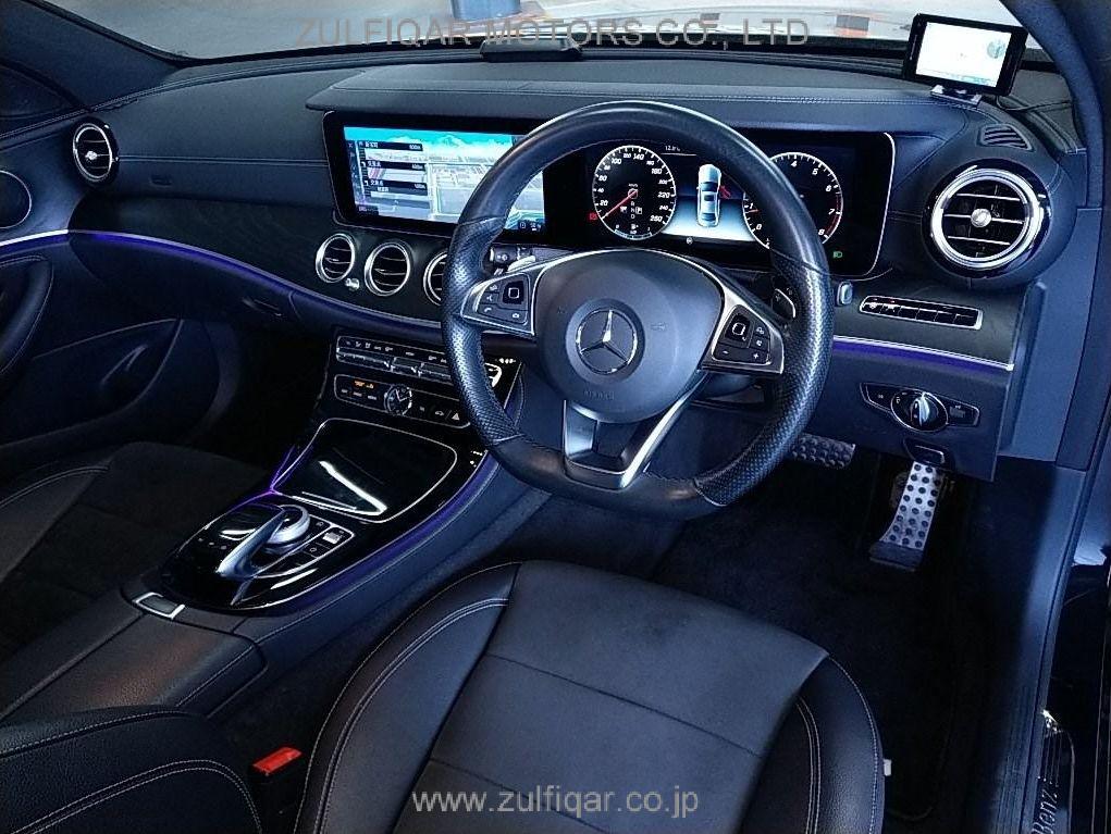 MERCEDES BENZ E CLASS 2017 Image 3