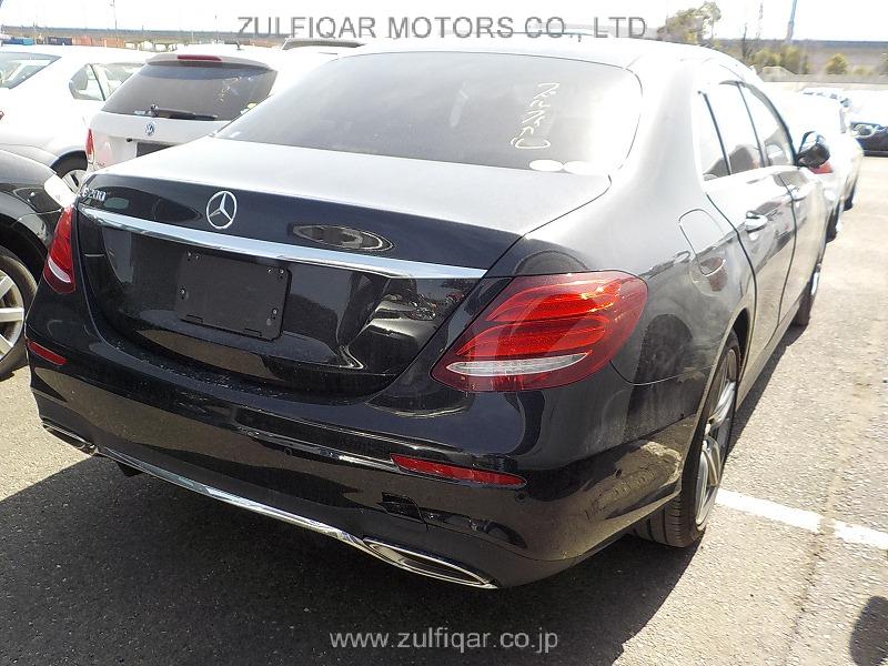 MERCEDES BENZ E CLASS 2017 Image 24