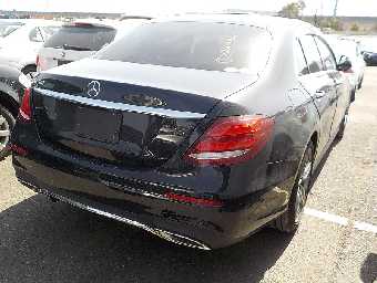 MERCEDES BENZ E CLASS 2017 Image 18