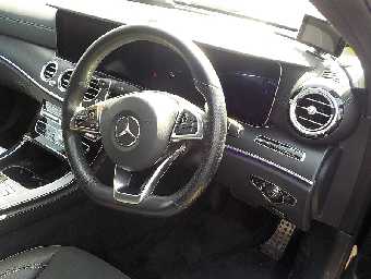MERCEDES BENZ E CLASS 2017 Image 7