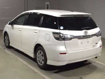 TOYOTA WISH 2017 Image 4