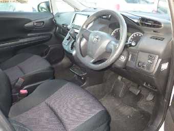 TOYOTA WISH 2017 Image 5