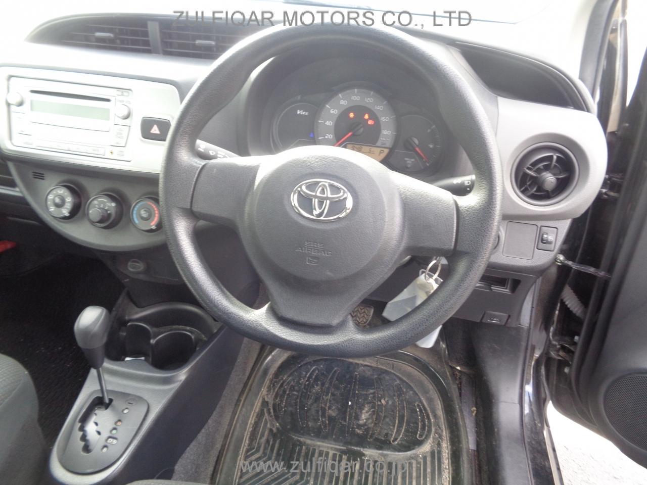 TOYOTA VITZ 2016 Image 6