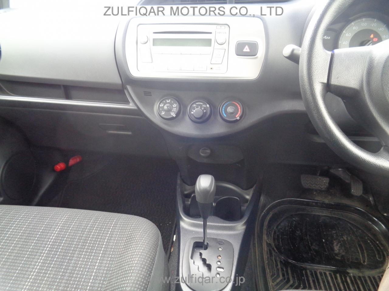TOYOTA VITZ 2016 Image 10
