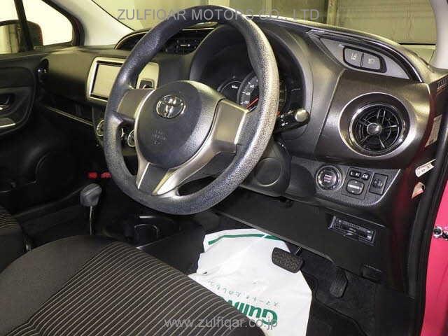 TOYOTA VITZ 2016 Image 3