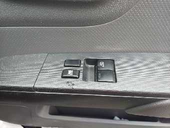 NISSAN A.D S/V 2016 Image 11