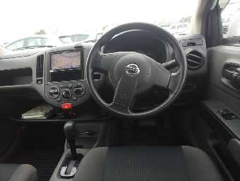 NISSAN A.D S/V 2016 Image 7