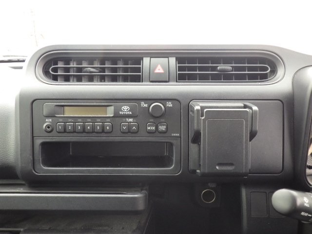 TOYOTA PROBOX 2018 Image 22