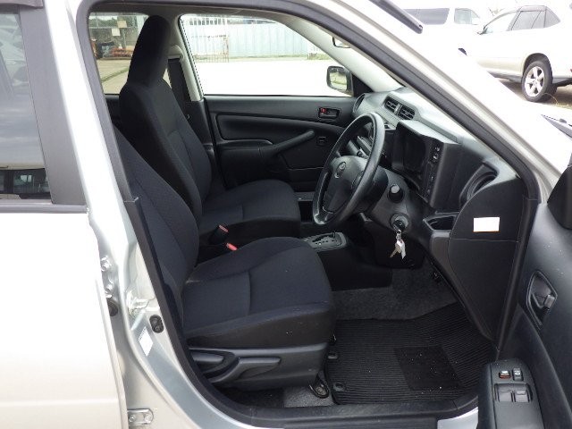 TOYOTA PROBOX 2018 Image 24