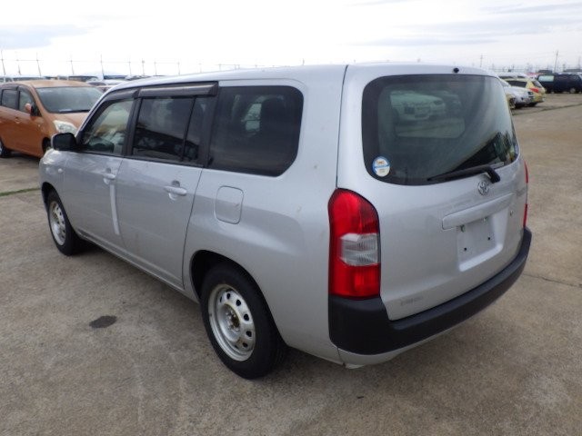 TOYOTA PROBOX 2018 Image 30