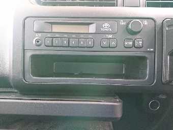 TOYOTA PROBOX 2018 Image 8