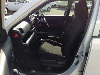 TOYOTA PROBOX 2017 Image 13