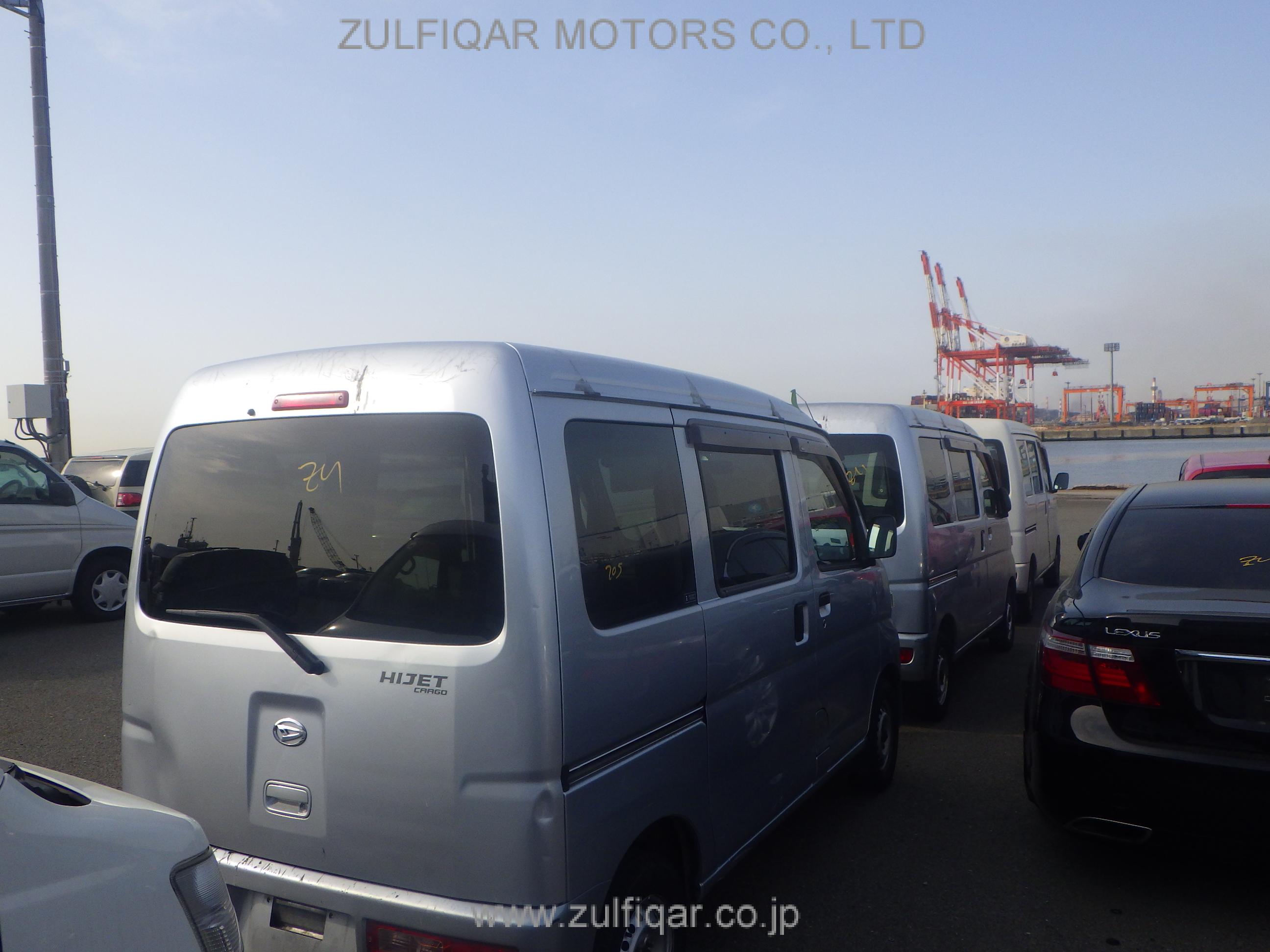 DAIHATSU HIJET CARGO 2017 Image 3