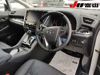 TOYOTA ALPHARD 2021 Image 6