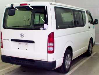 TOYOTA REGIUSACE 2012 Image 2