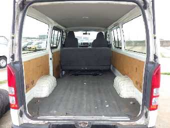 TOYOTA REGIUSACE 2012 Image 13