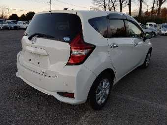 NISSAN NOTE 2016 Image 2