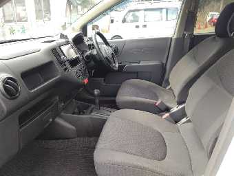 MAZDA FAMILIA S/V 2017 Image 13