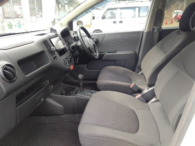 MAZDA FAMILIA S/V 2017 Image 20