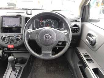 MAZDA FAMILIA S/V 2017 Image 7