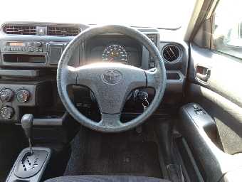 TOYOTA PROBOX 2017 Image 8