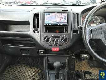 NISSAN NV150 AD 2017 Image 6