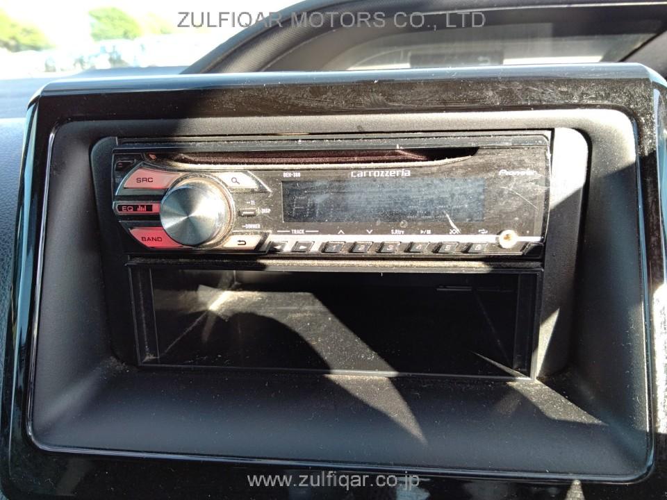 TOYOTA VOXY 2016 Image 6