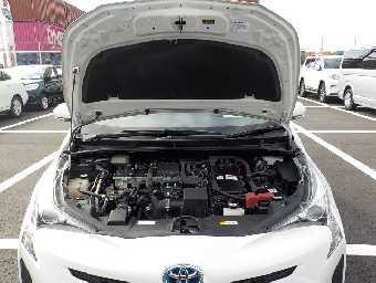 TOYOTA PRIUS 2016 Image 15