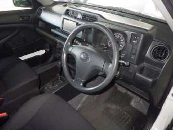 TOYOTA PROBOX 2017 Image 5