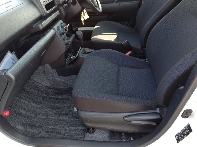 TOYOTA PROBOX 2017 Image 20