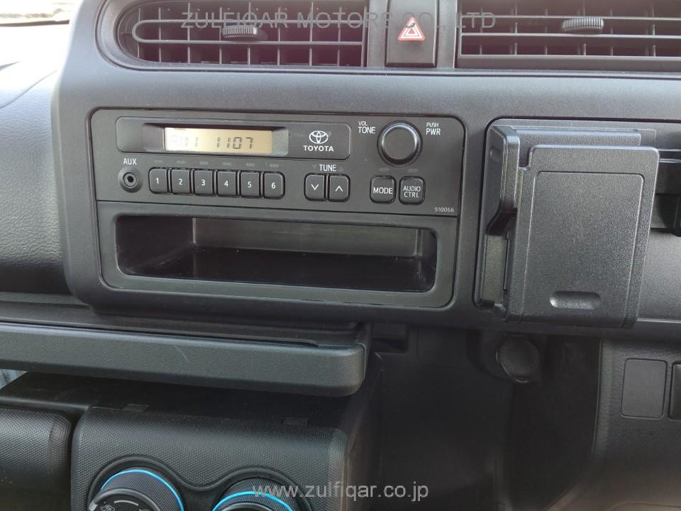 TOYOTA PROBOX 2017 Image 9